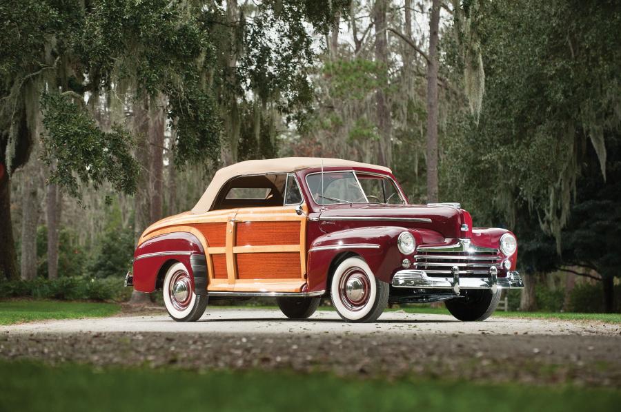  Ford DeLuxe Sportsman 1947 года  (фото 1 из 25)